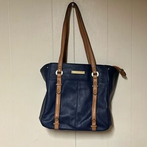 Rossetti tote bag. Multiple compartments